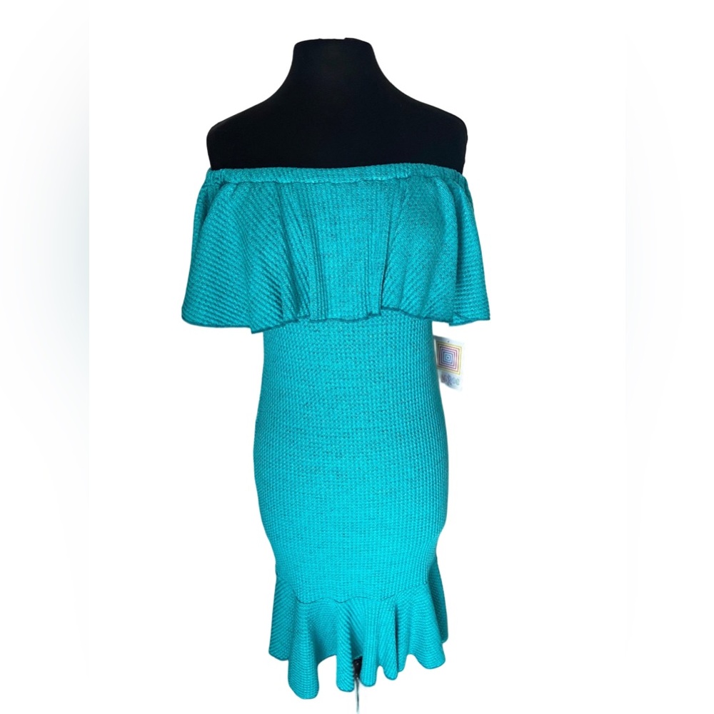 Lulumari Blue Off-Shoulder Bodycon Dress